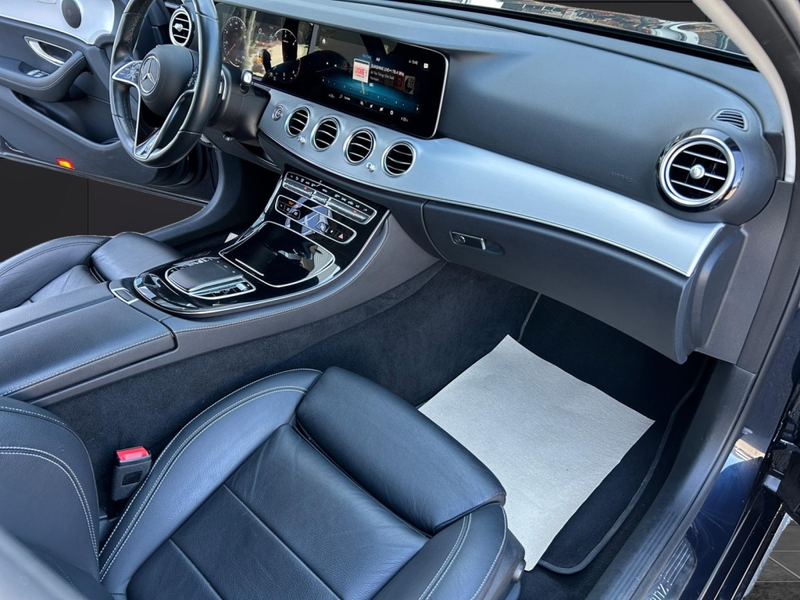 Mercedes-Benz E 220 d T Avantgarde/LED/HUD/Distronic/360°K/ — photo 6