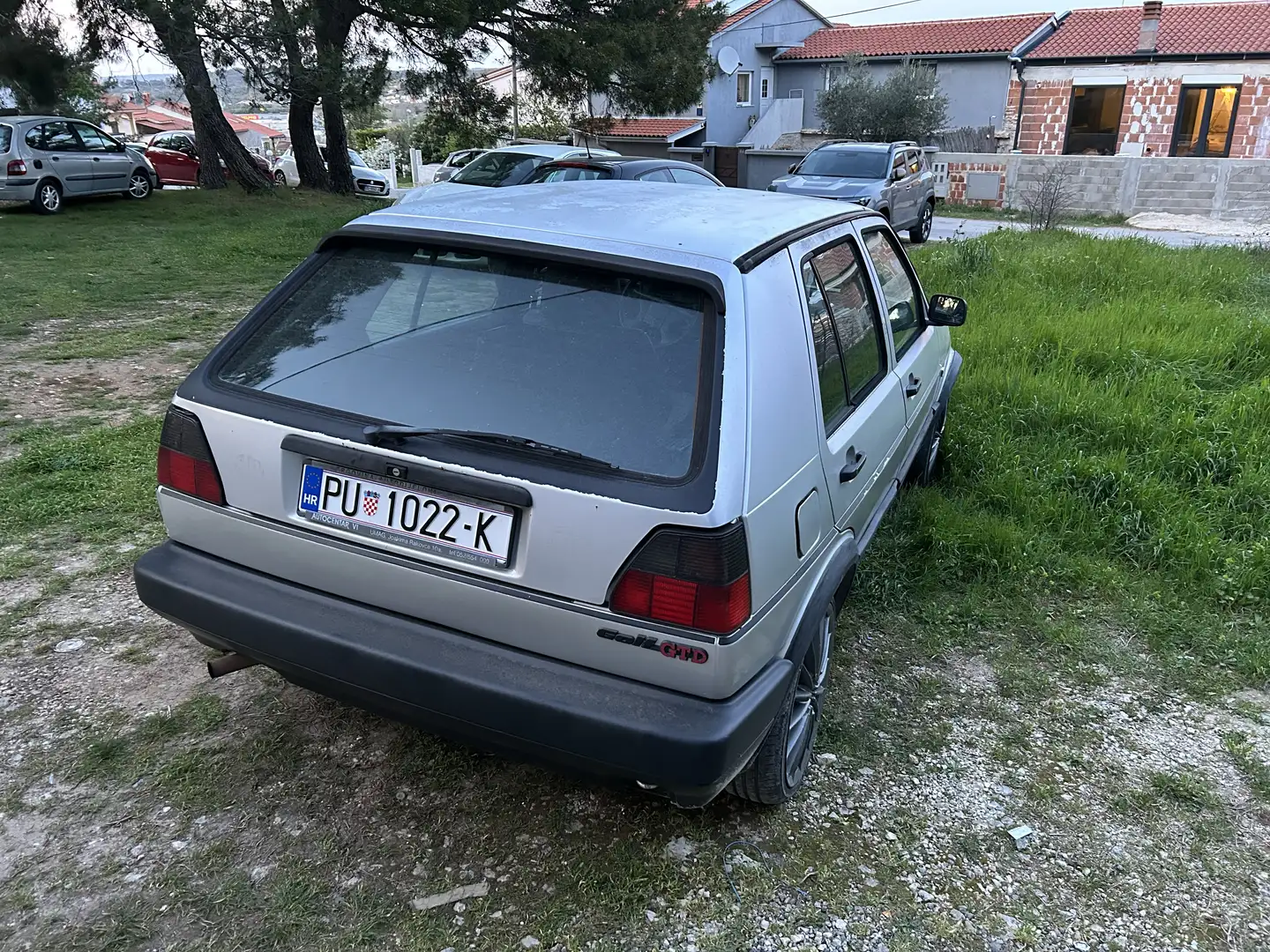 Volkswagen Golf GTD TD Серебристый - 1