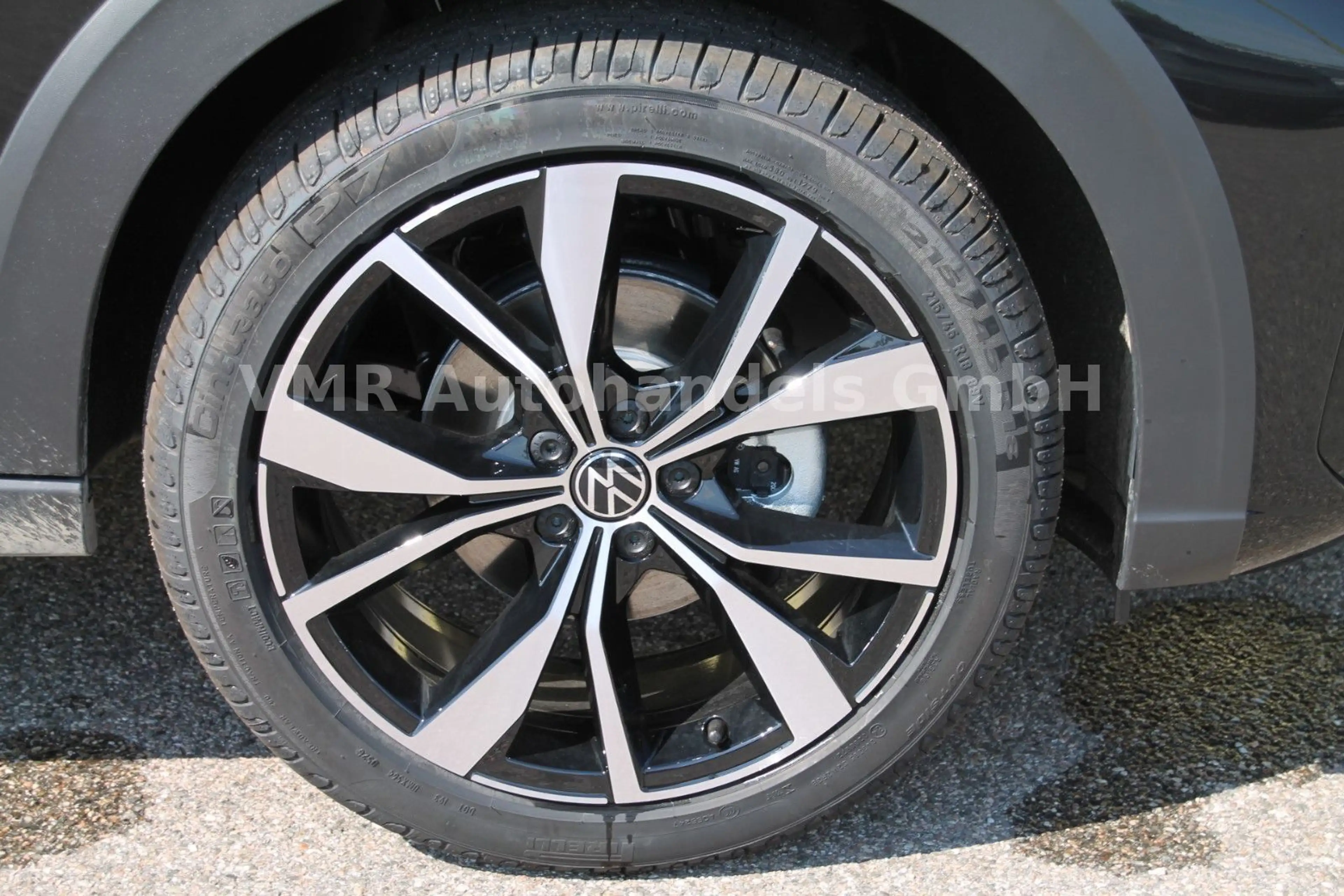 Volkswagen Taigo 1.5 TSI DSG R-Line *5J.Gar.*AHK*18"*Kamera — photo 8