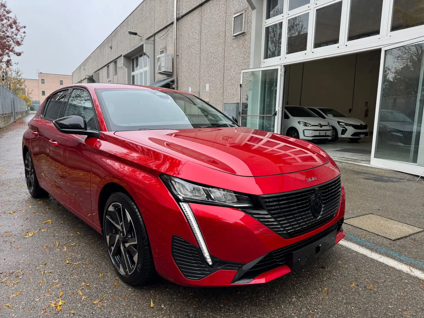 Peugeot 308 5p 1.2 puretech t 130CV ALLURE PACK Rood - 2