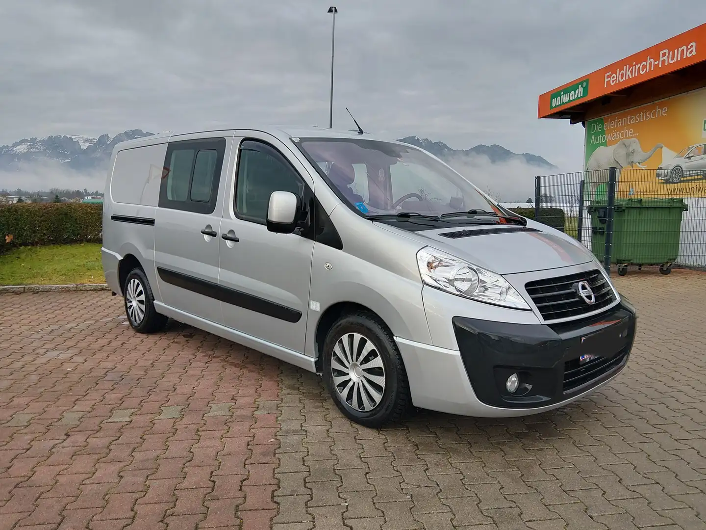 Fiat Scudo Scudo Panorama L2H1 2,0 16V DPF ExecutiveExecutive Silber - 2