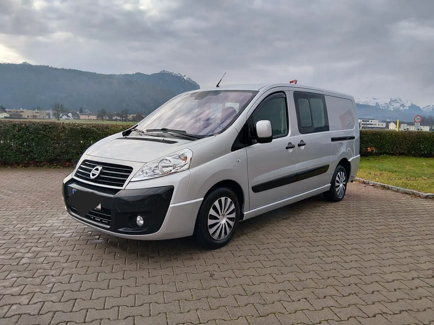 Fiat Scudo Scudo Panorama L2H1 2,0 16V DPF ExecutiveExecutive Silber - 1