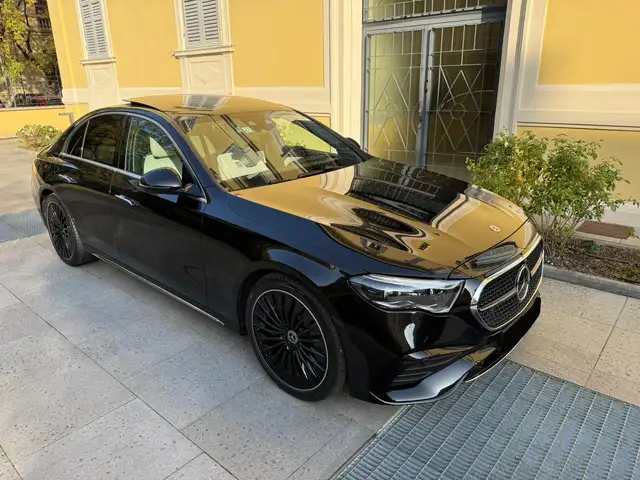 Mercedes-Benz E 220