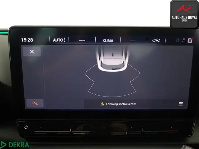CUPRA Leon view 15