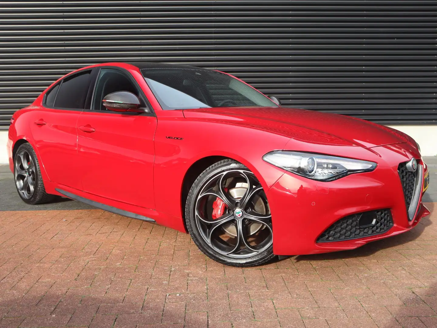 Alfa Romeo Giulia 2.0T Super | Clima | Cruise | Multimedia/Navi | Le Rouge - 2