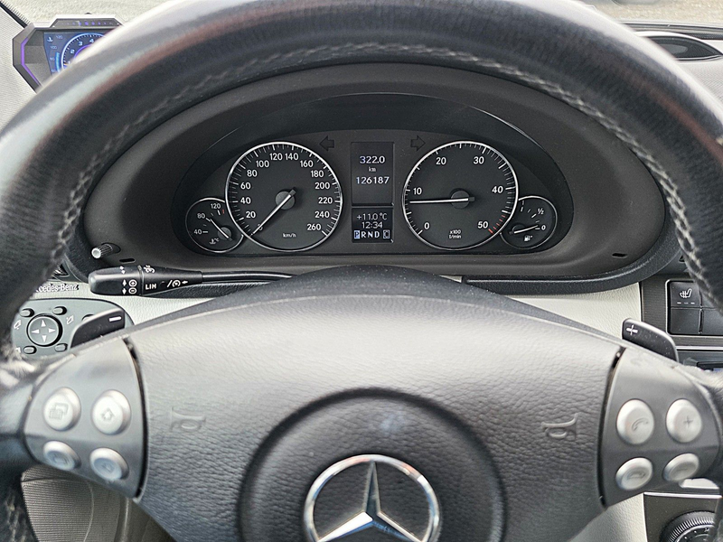 Mercedes-Benz C 220 CDI Evolution (PANO/XENON/LEDER/PDC/SHZ) — photo 9