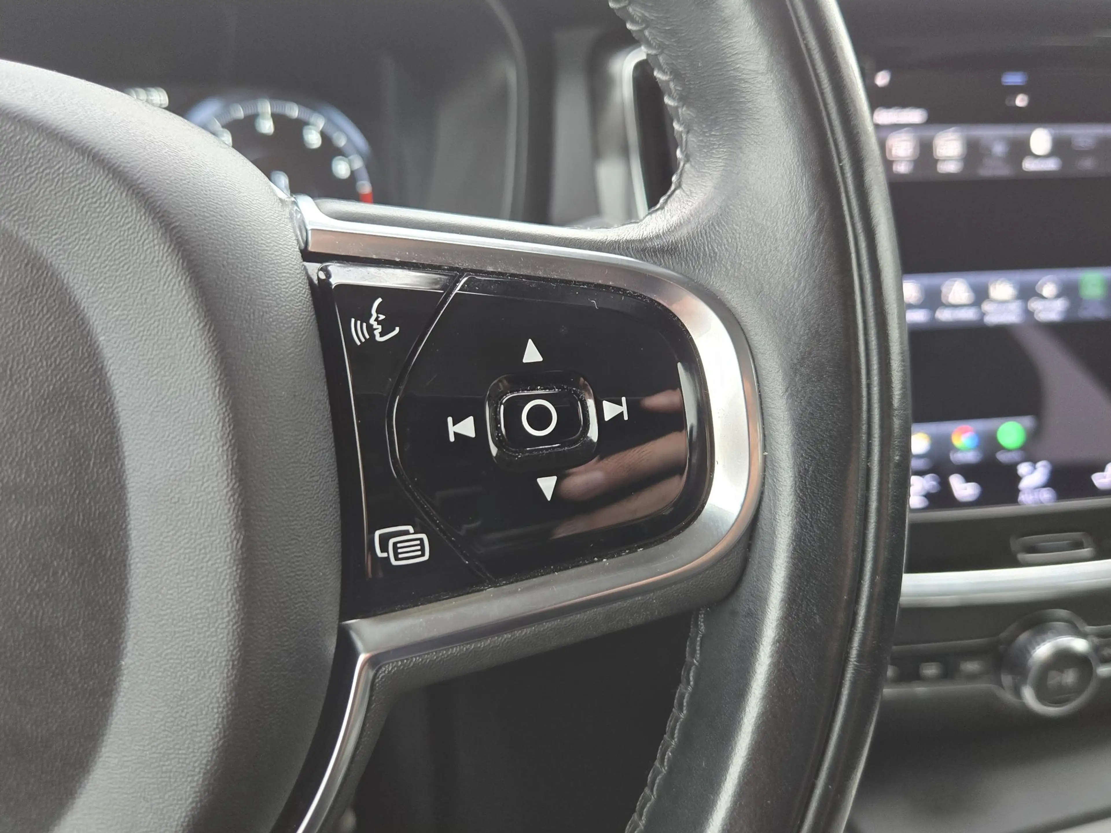 Volvo V60 2.0 B3 Inscription | Trekhaak| Comfort Stoelen| De — photo 23
