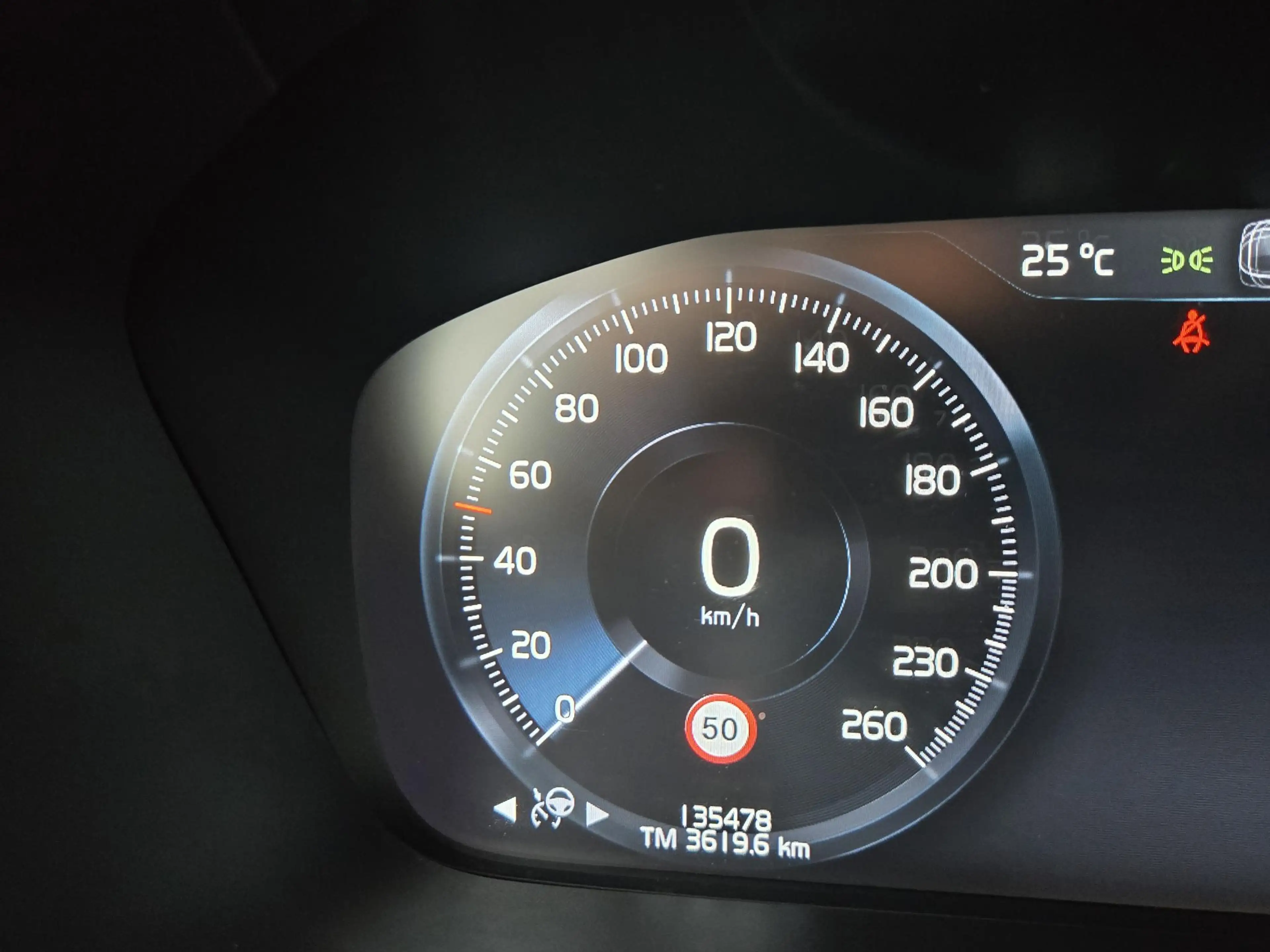Volvo V60 2.0 B3 Inscription | Trekhaak| Comfort Stoelen| De — photo 4
