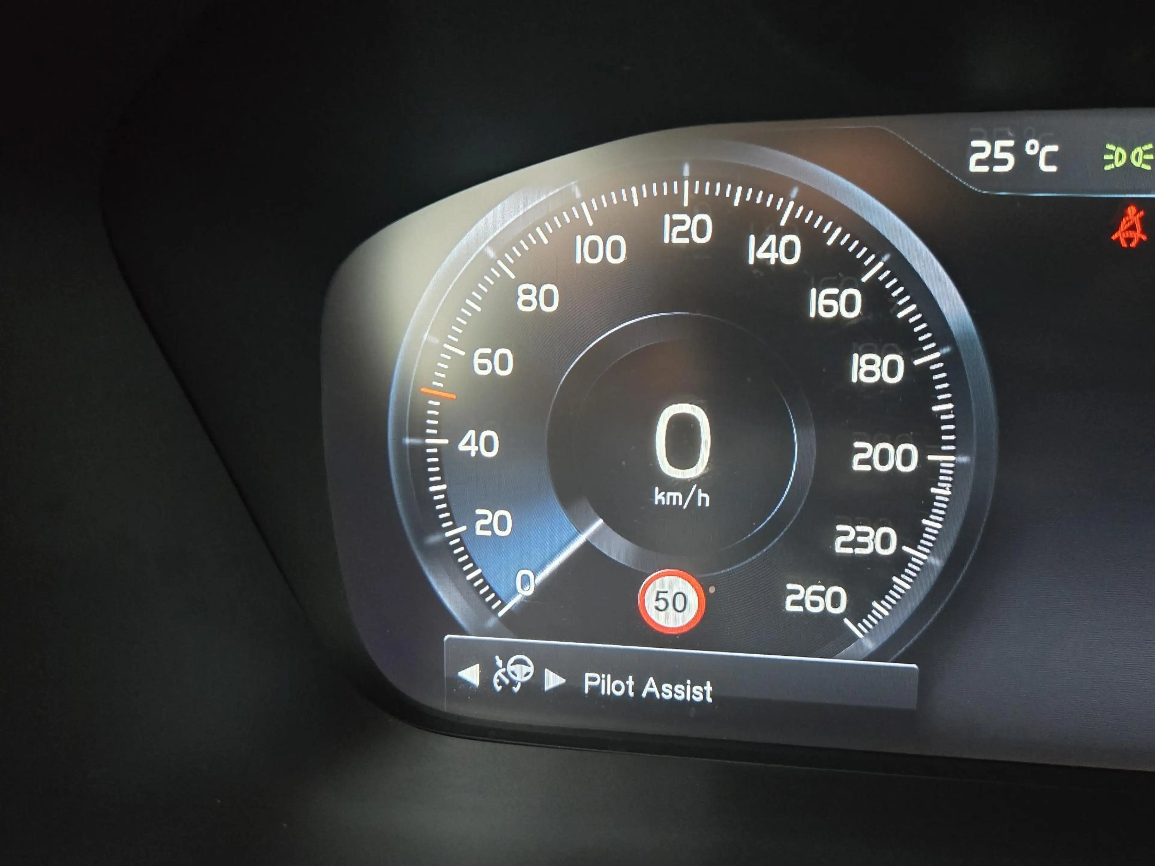 Volvo V60 2.0 B3 Inscription | Trekhaak| Comfort Stoelen| De — photo 24