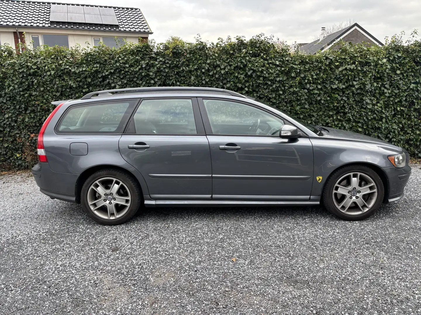 Volvo V50 2.4 D5 Summum Automaat | Leer | Autom. Airco | Cru Grau - 2