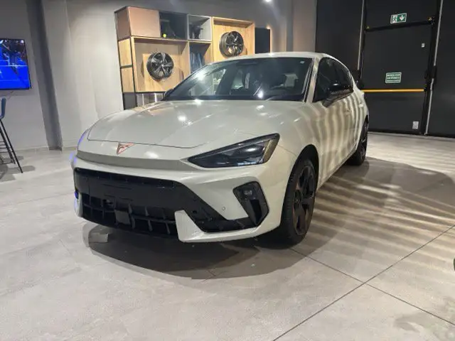 CUPRA Leon 1.5 Hybrid 150CV DSG Edge Nuova