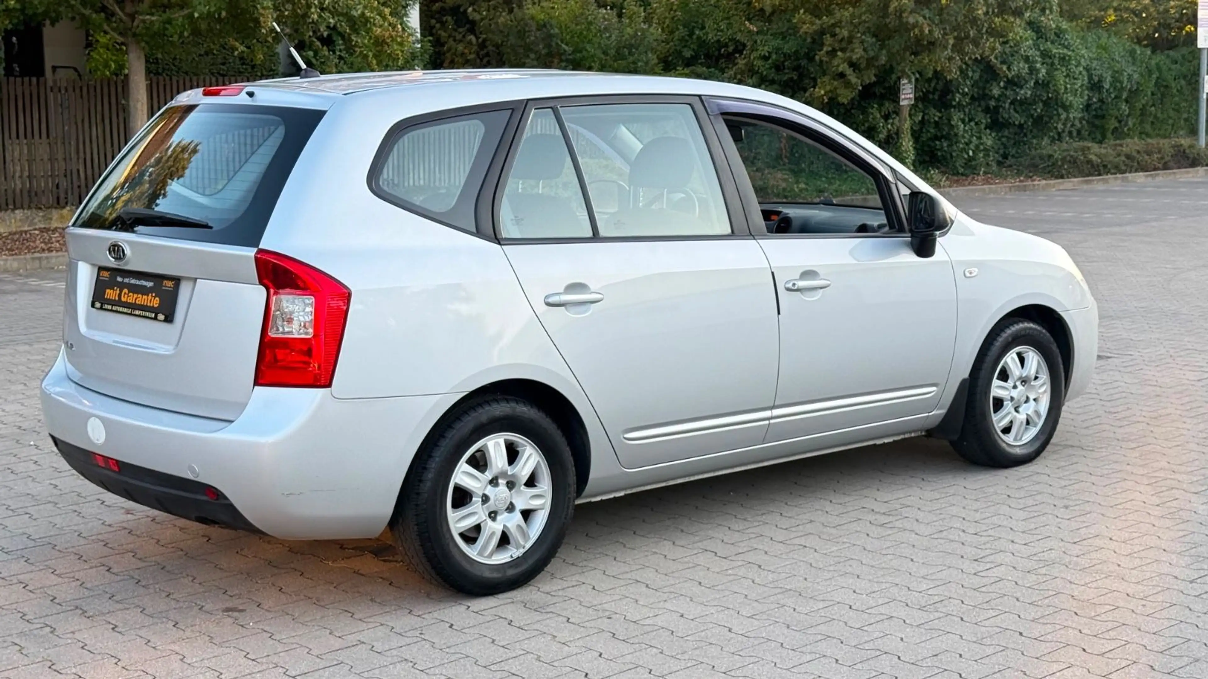 Kia Carens LX Basis/KLIMA/TÜV NEU/WENIG KM/ — photo 13