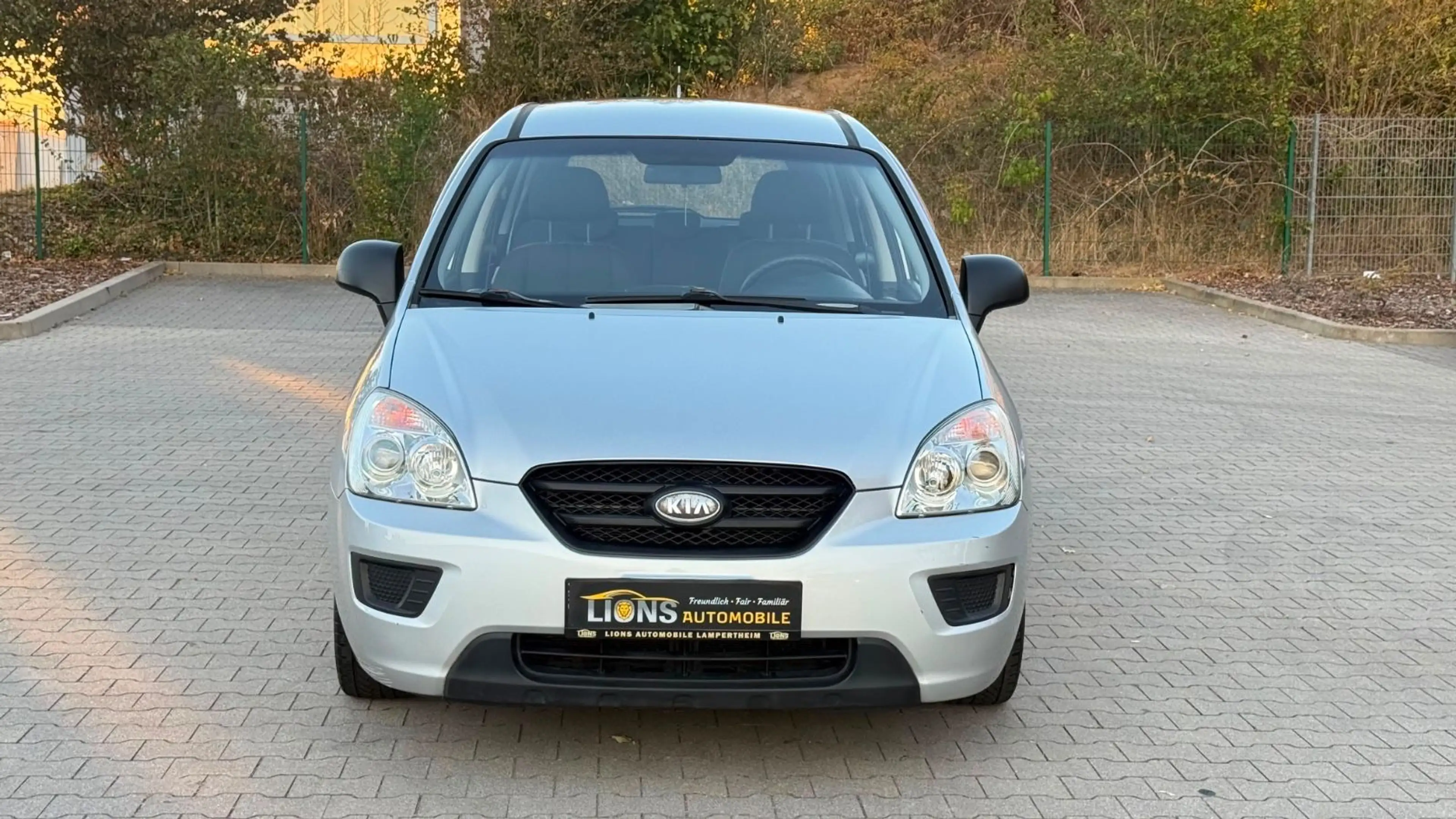 Kia Carens LX Basis/KLIMA/TÜV NEU/WENIG KM/ — photo 5