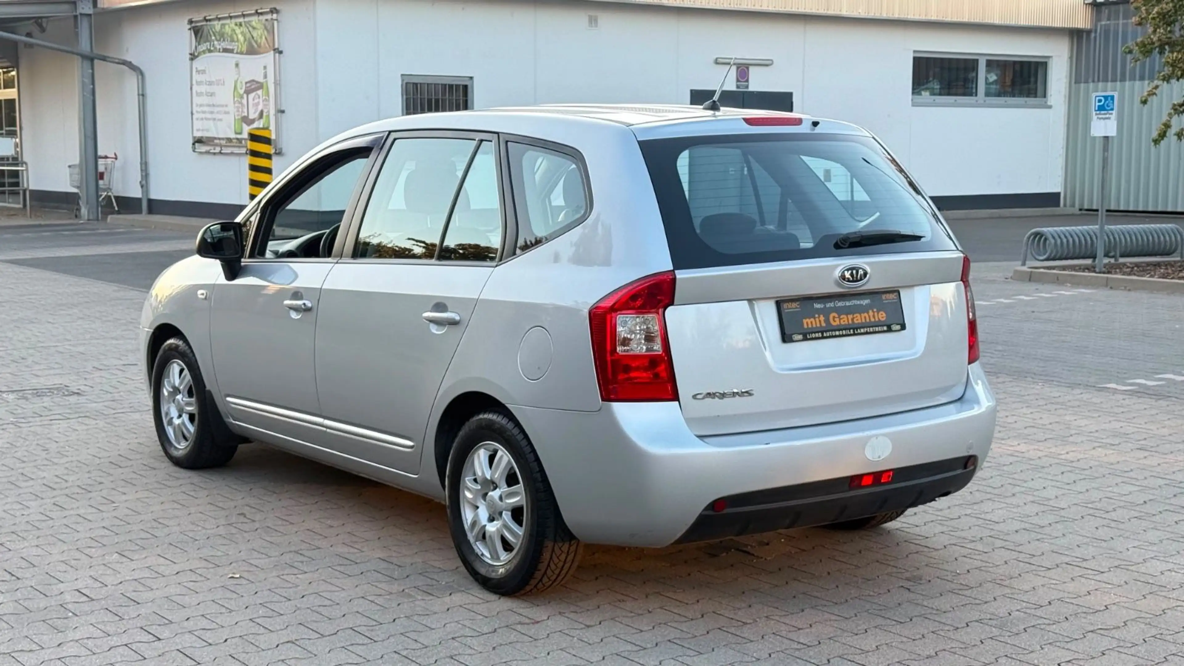 Kia Carens LX Basis/KLIMA/TÜV NEU/WENIG KM/ — photo 10