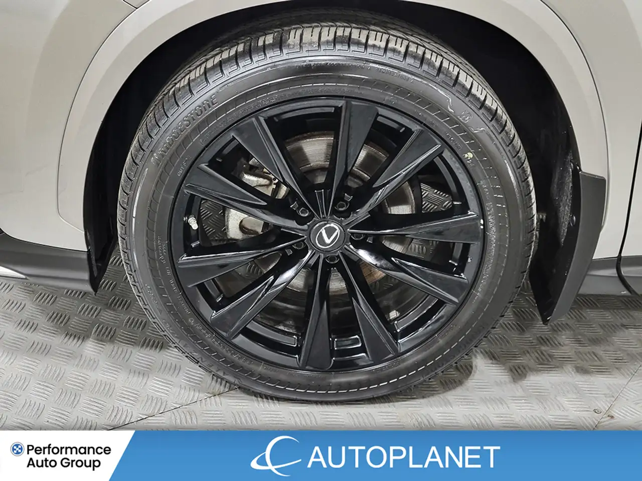 Lexus NX снимка Lexus NX