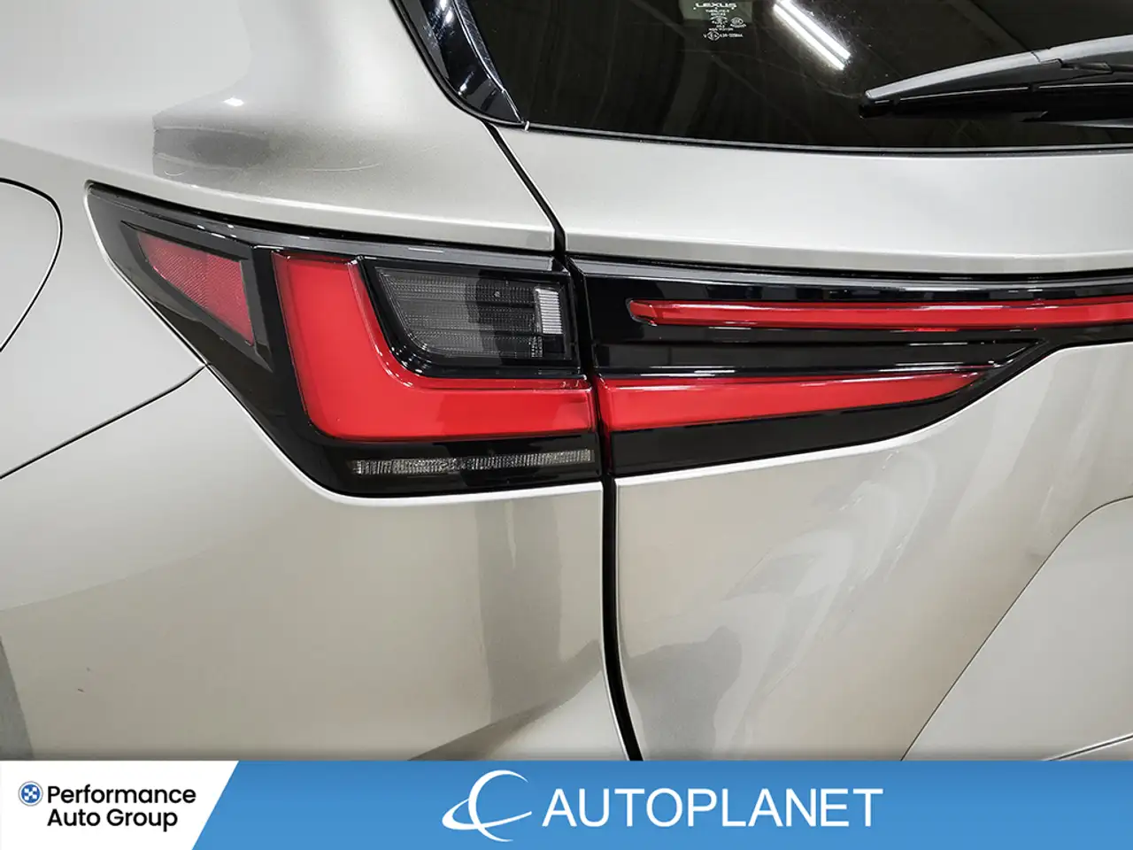 Lexus NX снимка Lexus NX