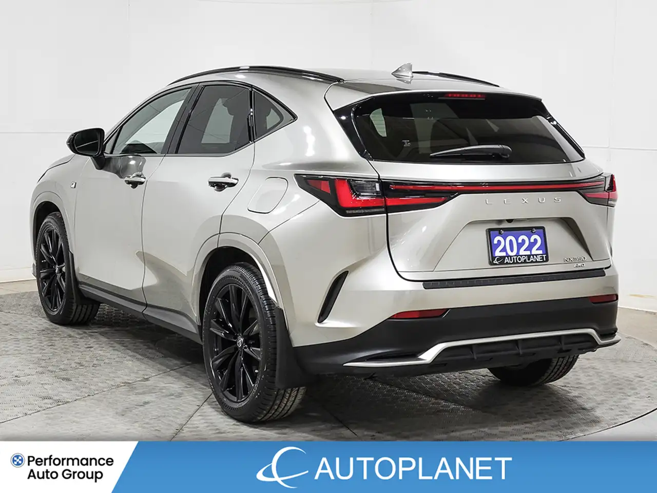 Lexus NX снимка Lexus NX