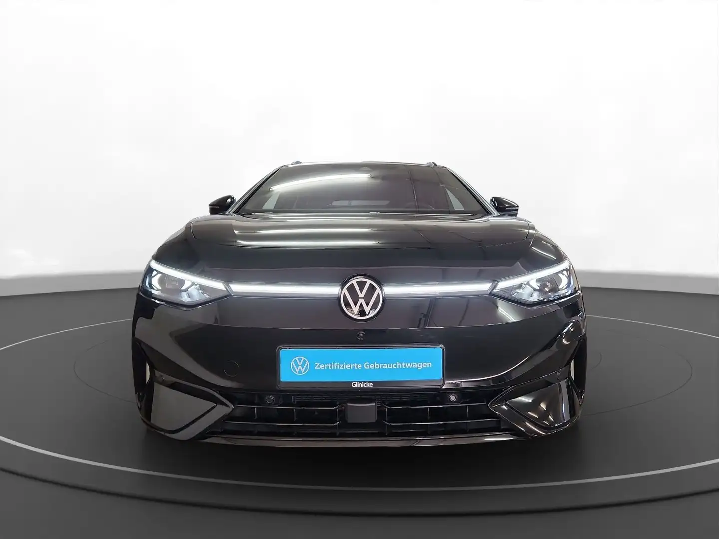 Volkswagen ID.7 Tourer Pro AHK LED LM 20" Navi ACC App-Conn Schwarz - 2