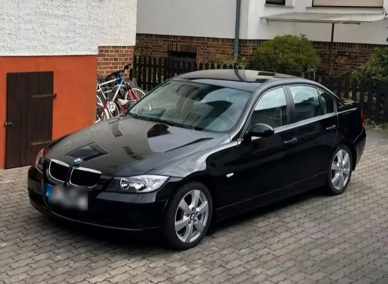 BMW 320
