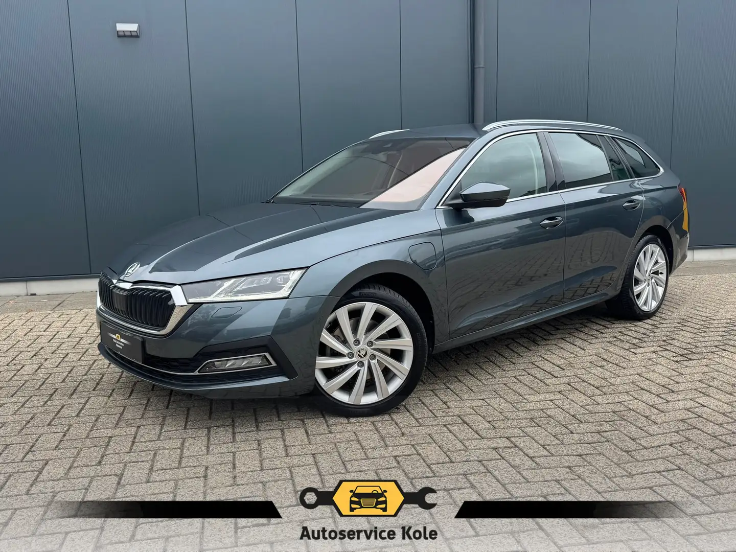 Skoda Octavia Combi 1.4 TSI iV PHEV Style * Memory * Head-up Dis Grijs - 1