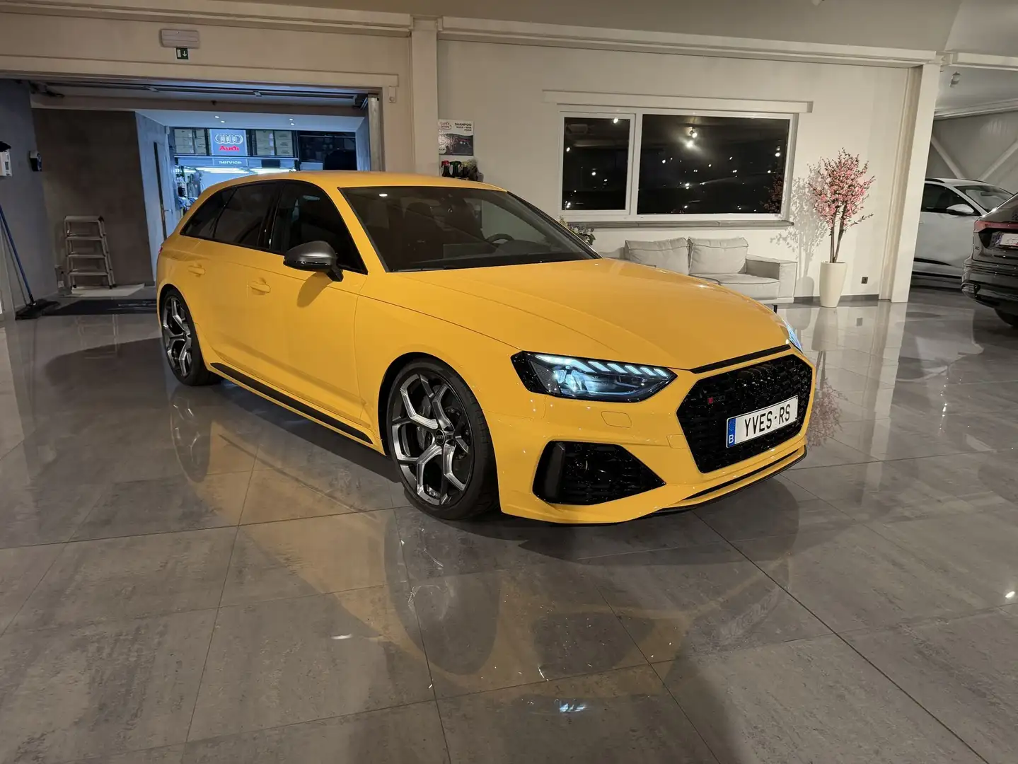 audi rs4