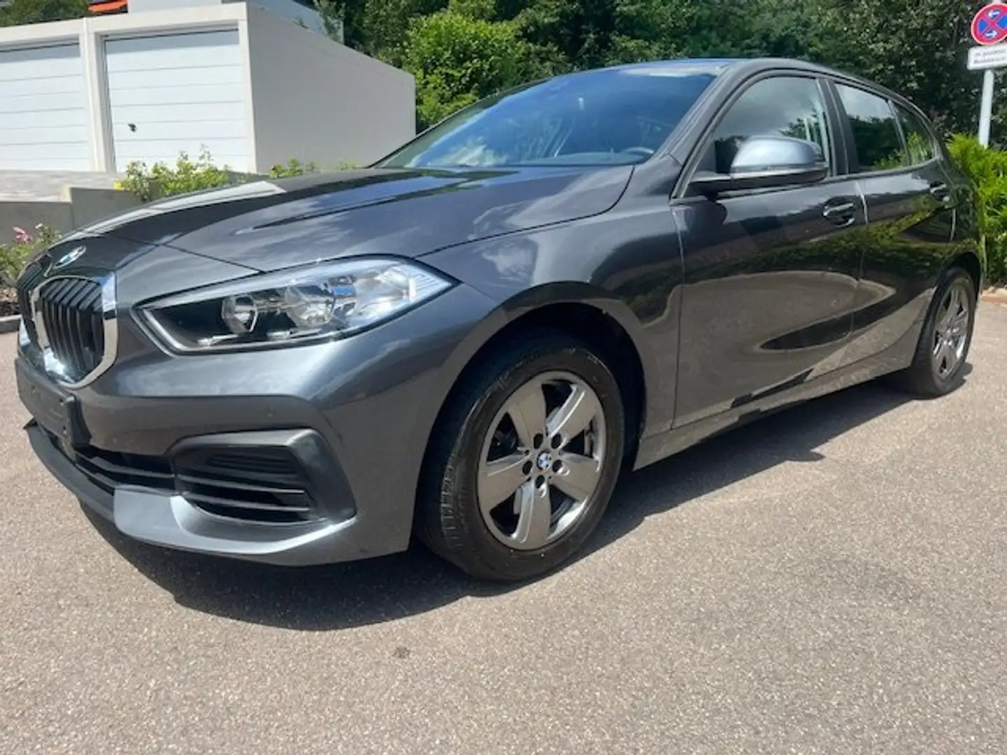 BMW 118 118 i Advantage/1.Hd/Autom./Navi/Shz/Comfort/PDC/ Gris - 2