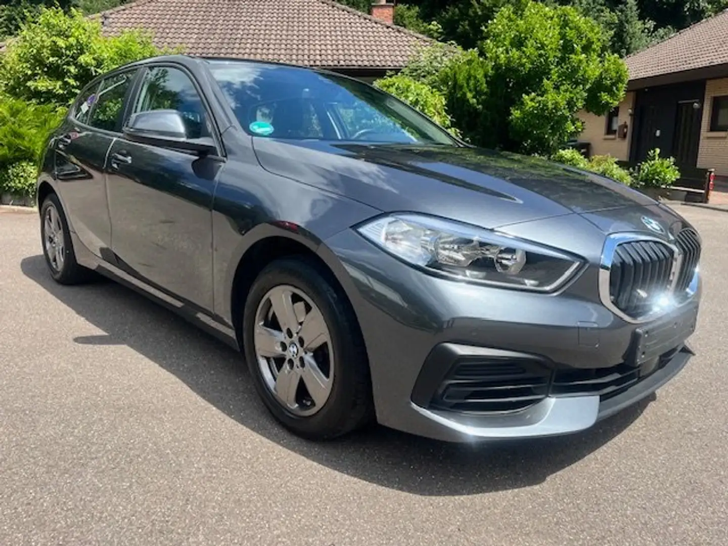 BMW 118 118 i Advantage/1.Hd/Autom./Navi/Shz/Comfort/PDC/ Gris - 1