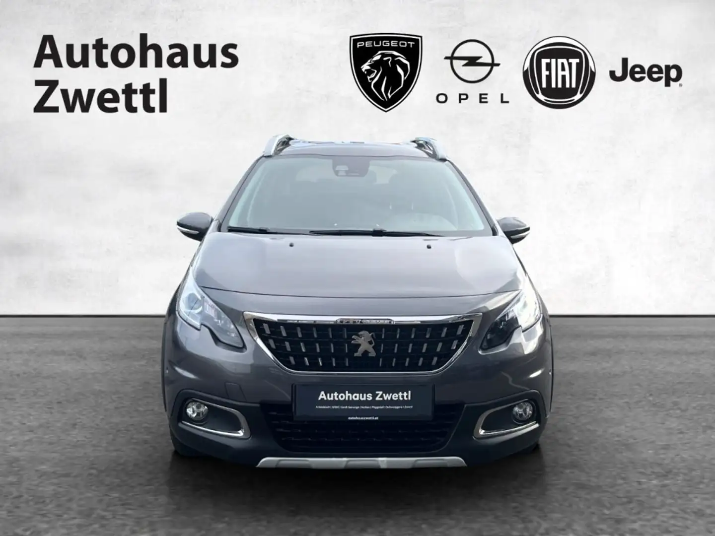 Peugeot 2008 Allure PT 130 EAT6 Grau - 2