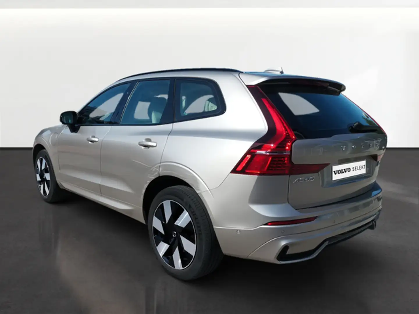 Volvo XC60 T6 Recharge Ultra Dark - 2