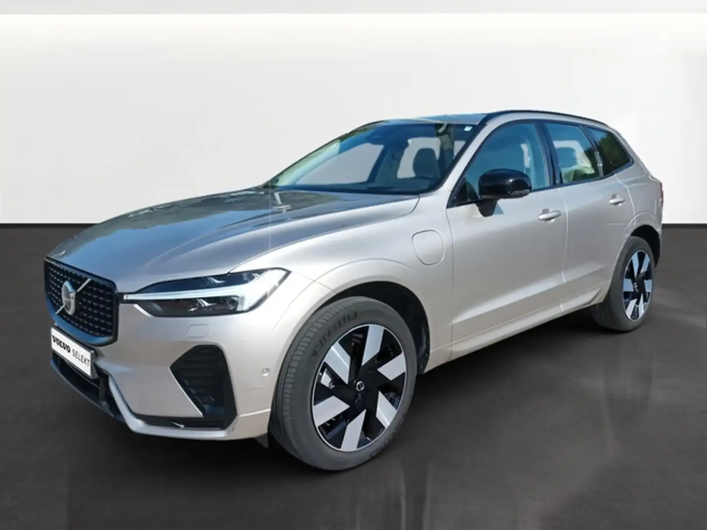 Volvo XC60 T6 Recharge Ultra Dark - 1