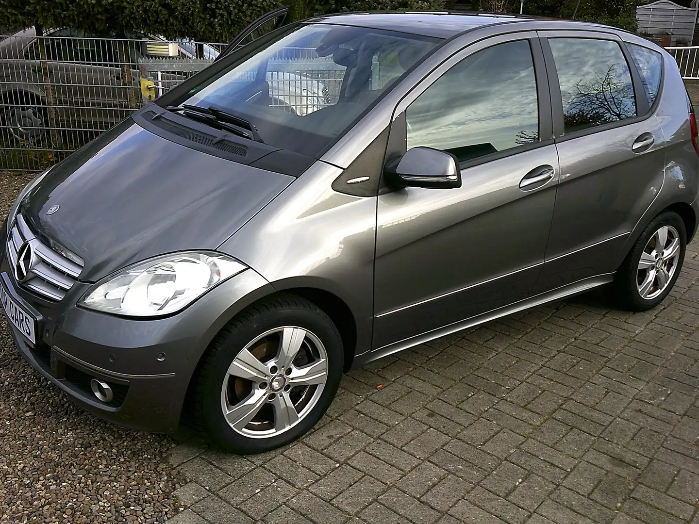 Mercedes-Benz A 180 A 180 CDI (169.007) Grau - 2