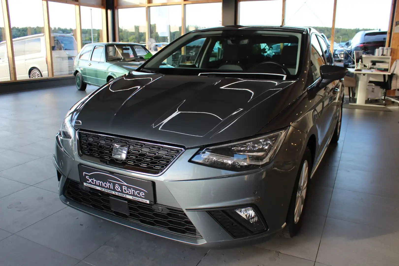 SEAT Ibiza 1.0 TSI Style*NAVI*LED*KAMERA* Grau - 1