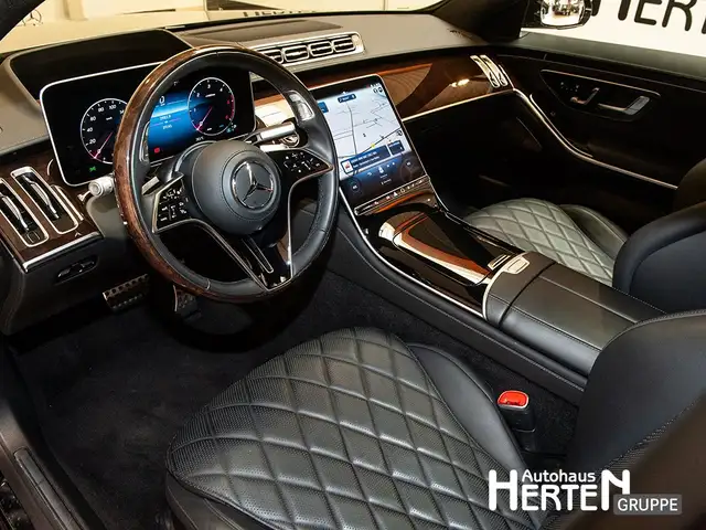 Mercedes-Benz S Class view 8