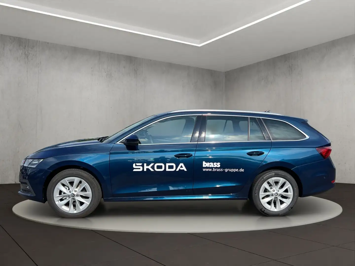 Skoda Octavia Combi 2.0 TDI DSG 85KW Style Blau - 2