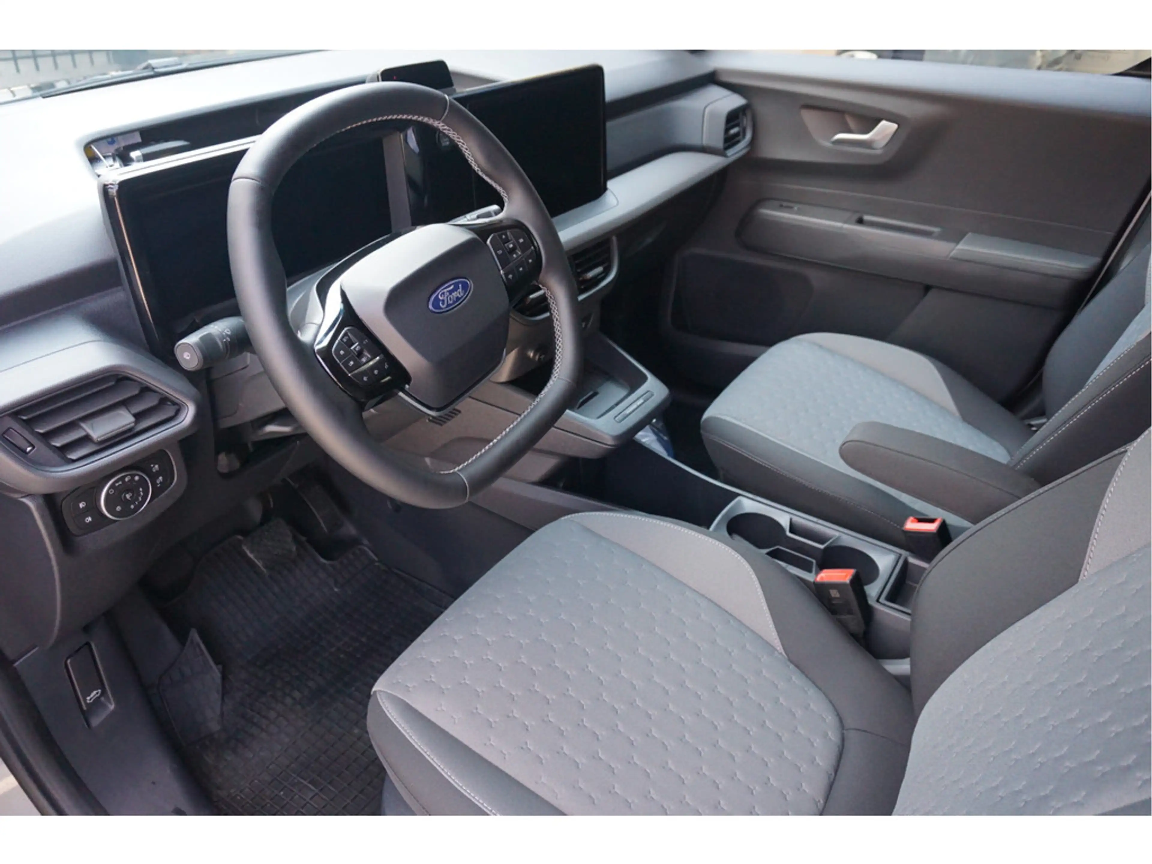 Ford Transit Courier E-Transit Limited 44 kWh 136PK Automaat Airco | Cr — photo 21