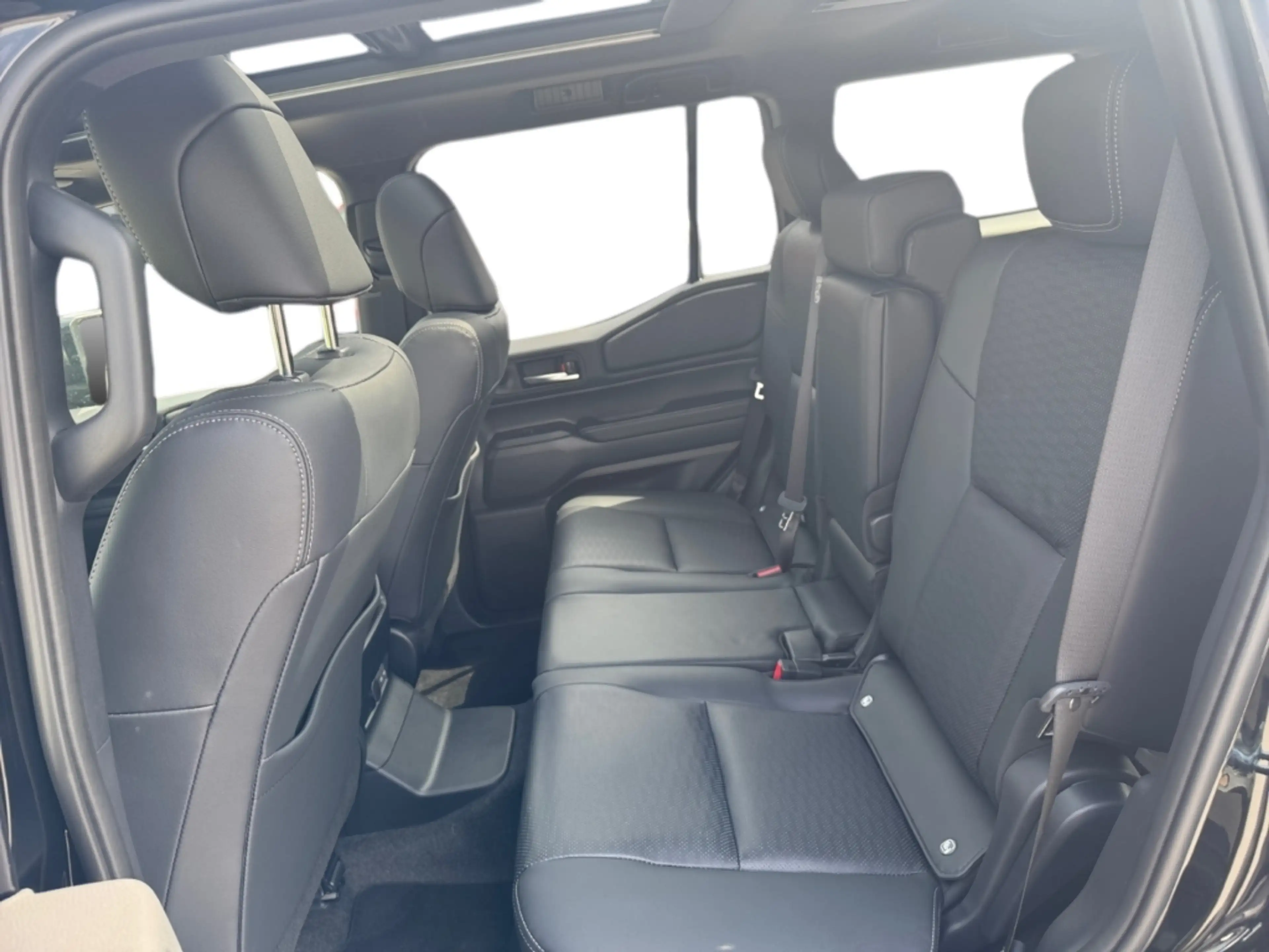 Toyota Land Cruiser 2,8 AWD *Lounge *Pano *Sitzlüftung — photo 15