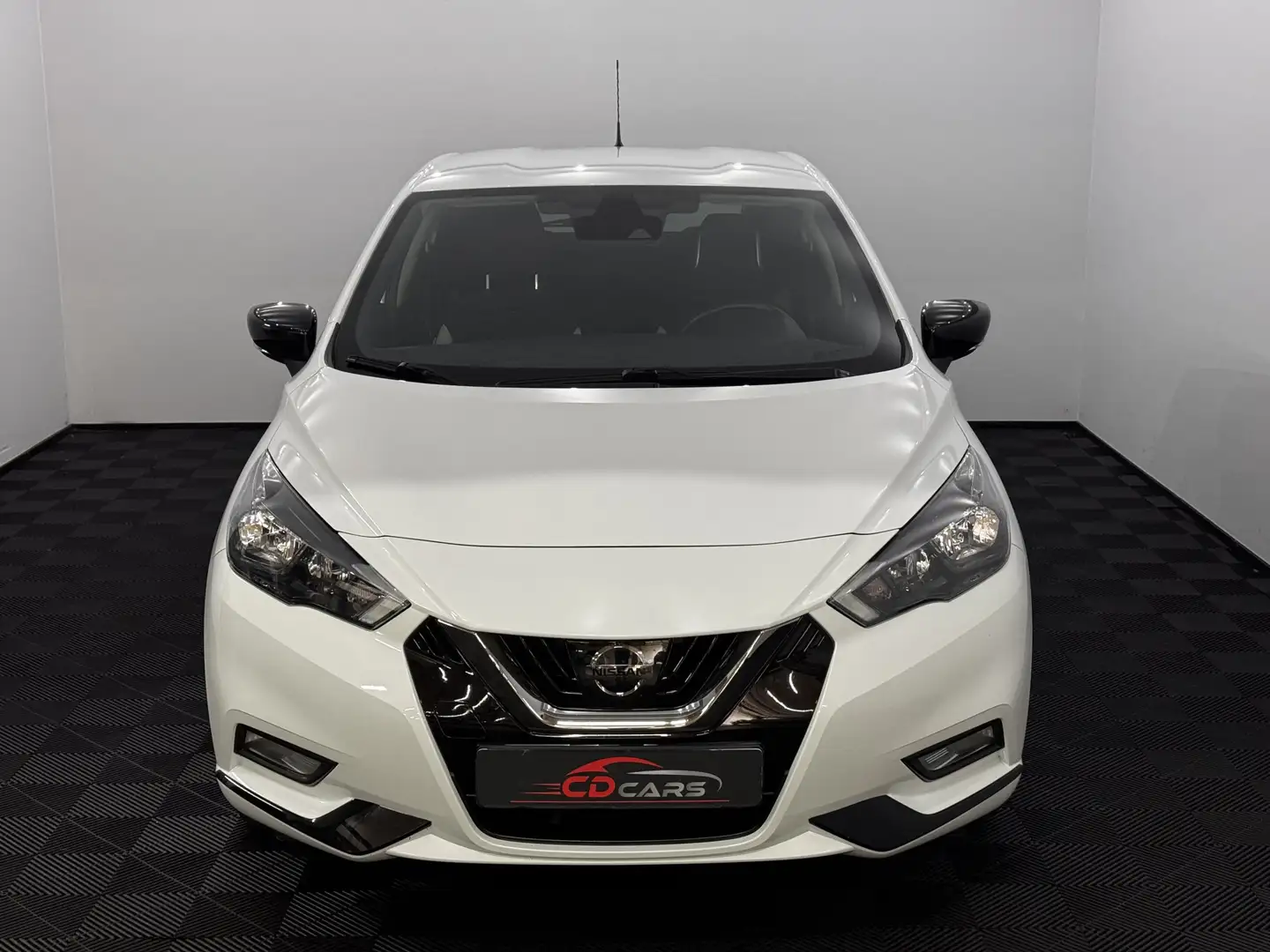 Nissan Micra 1.0 IG-T N-Design Airco, Navi, Parkeersensoren, Cr Blanc - 2