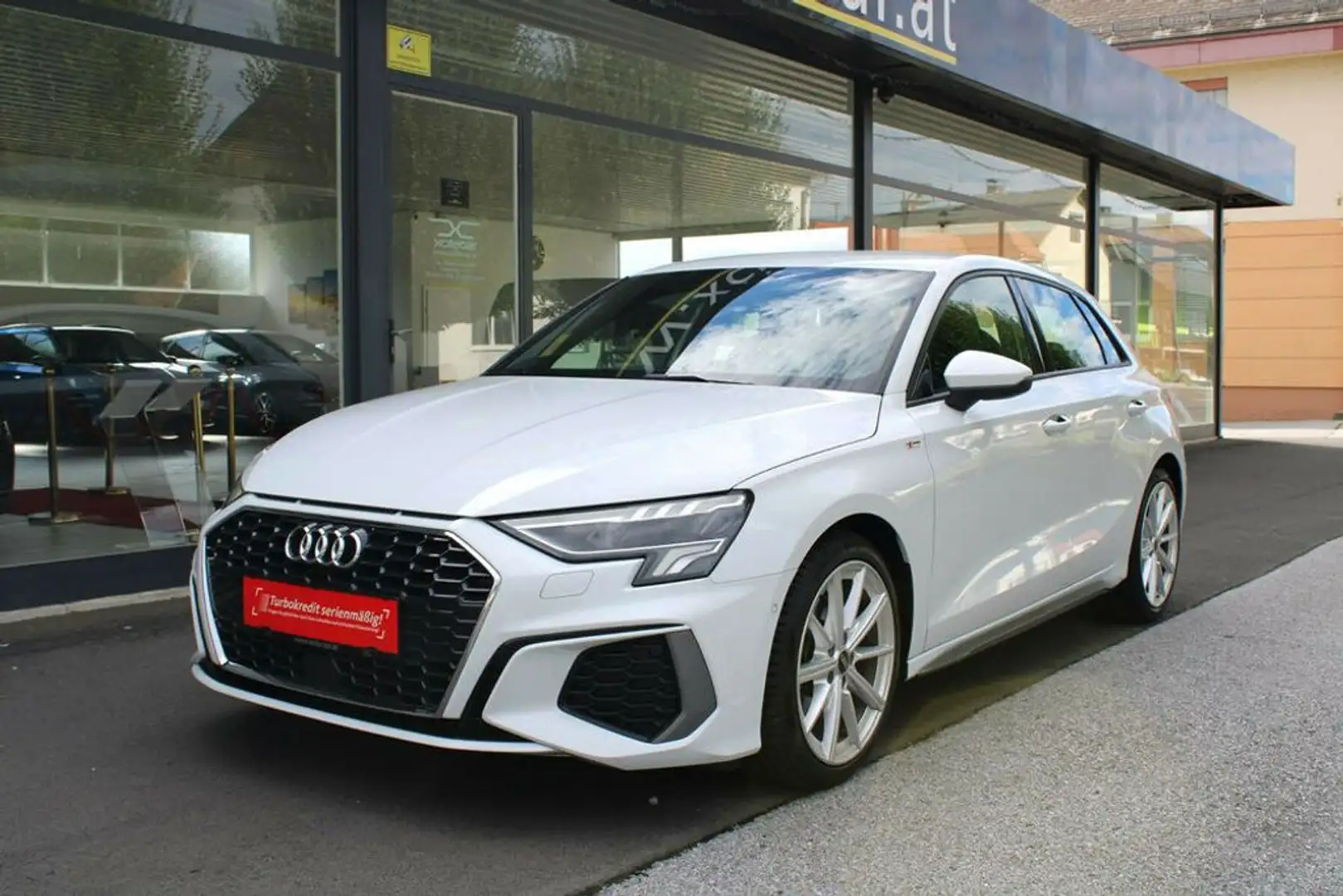 Audi A3 35 TFSI S-LINE; TOP AUSFÜHRUNG; 1 JAHR GARANTIE Blanc - 2