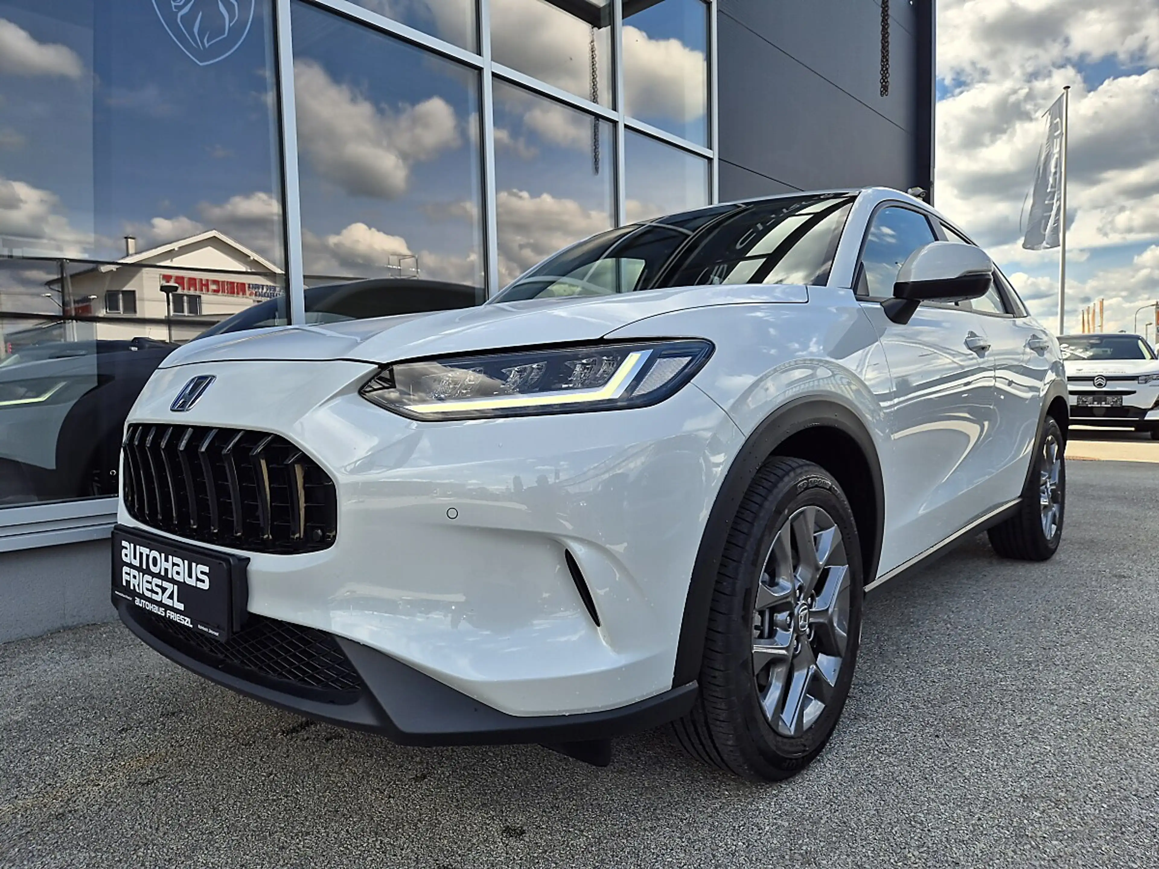 Honda ZR-V 2,0 i-MMD Hybrid Elegance Aut.