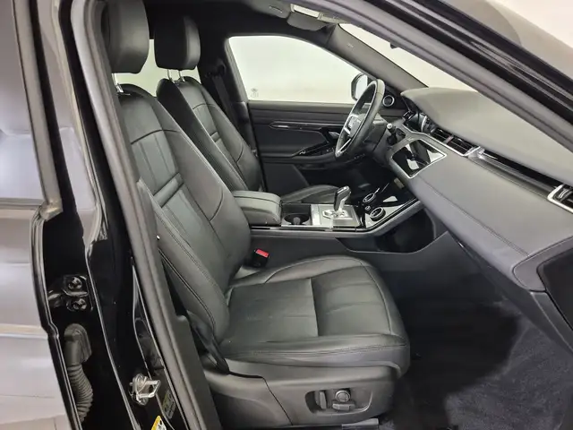 Land Rover Range Rover Evoque view 3