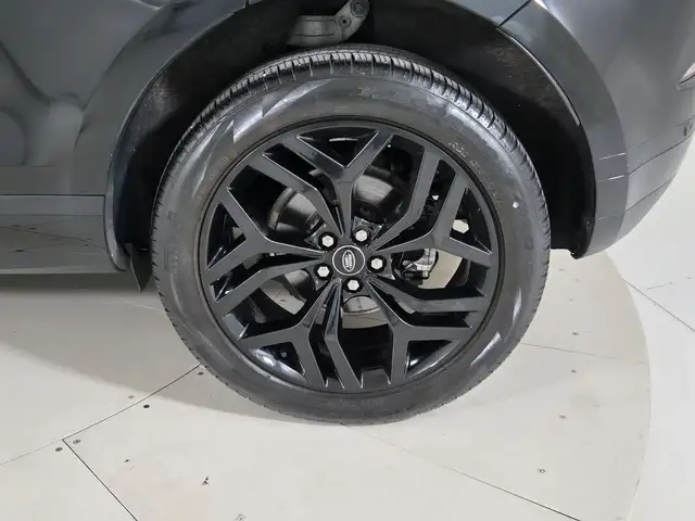 Land Rover Range Rover Evoque view 9
