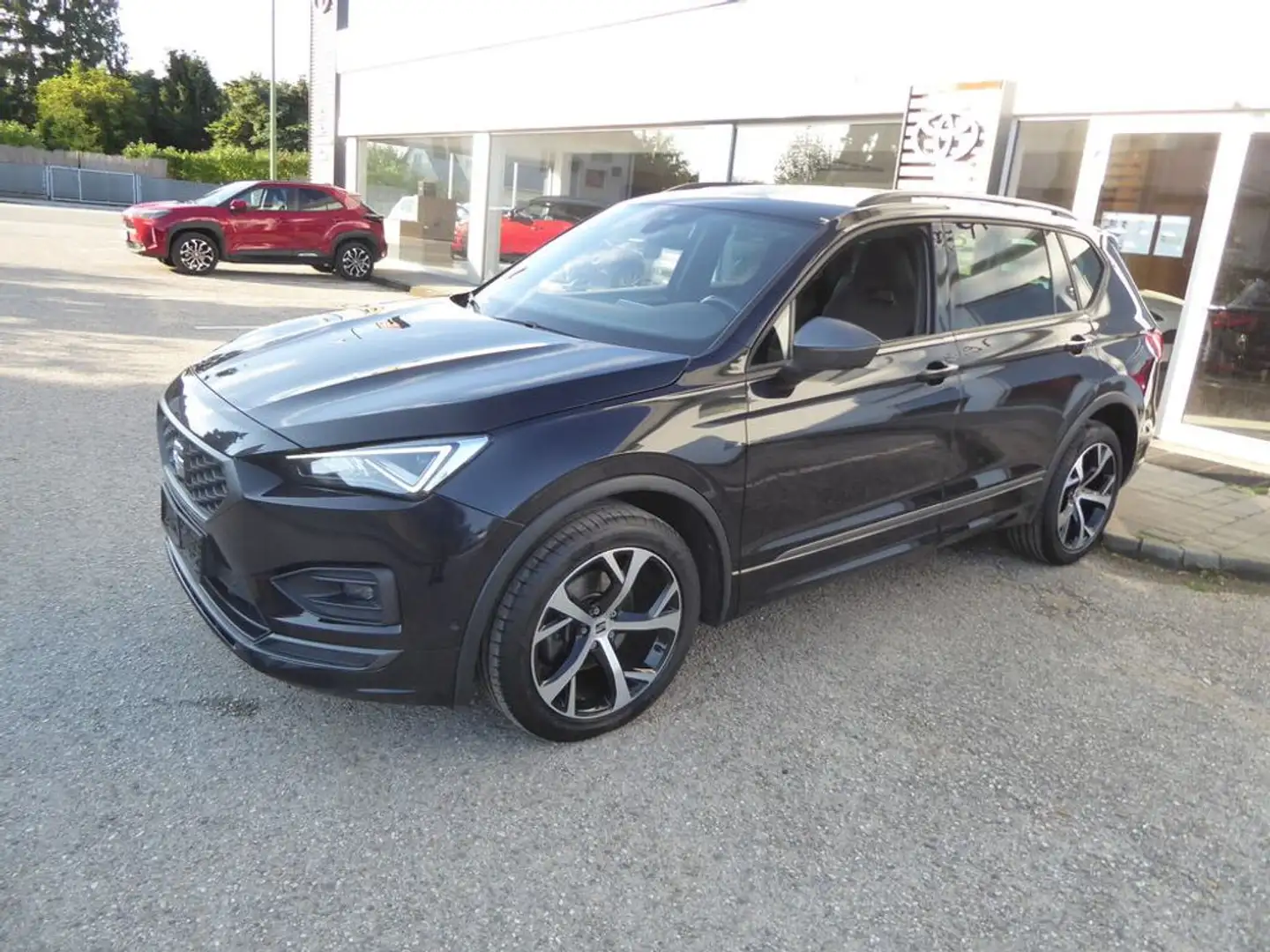 SEAT Tarraco FR 2,0 TDI DSG *VIRTUAL*AHK* Schwarz - 2