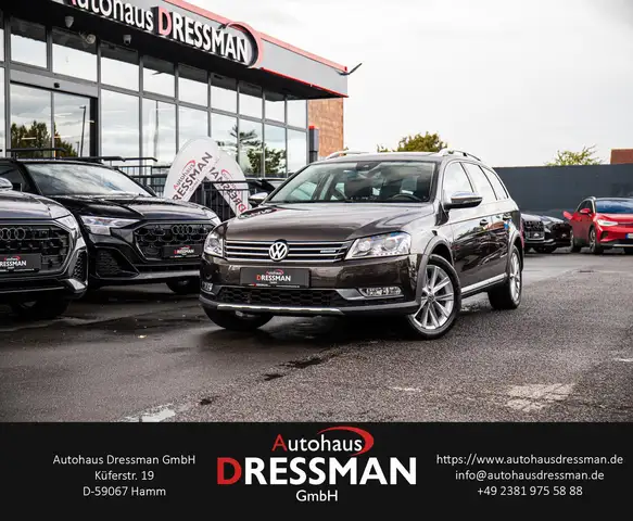 Volkswagen Passat Alltrack 2.0 TDI 4M Bi-XENON PANO STHZG