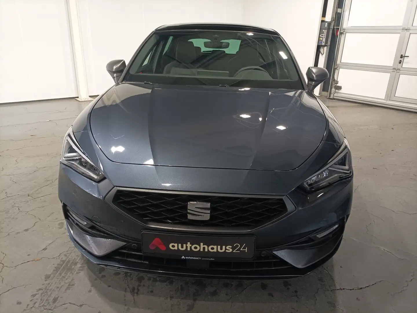 SEAT Leon 1.5 eTSI FR LED|Navi|PDC|Kamera|ACC Grau - 2