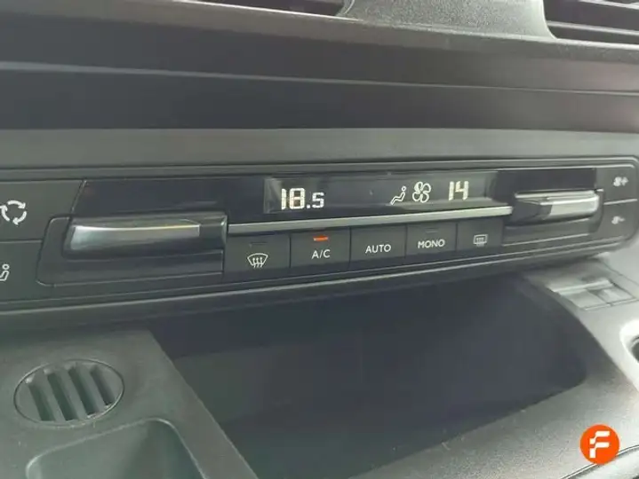 Peugeot Rifter 1.2 PureTech Access Standard 2019, foto 19