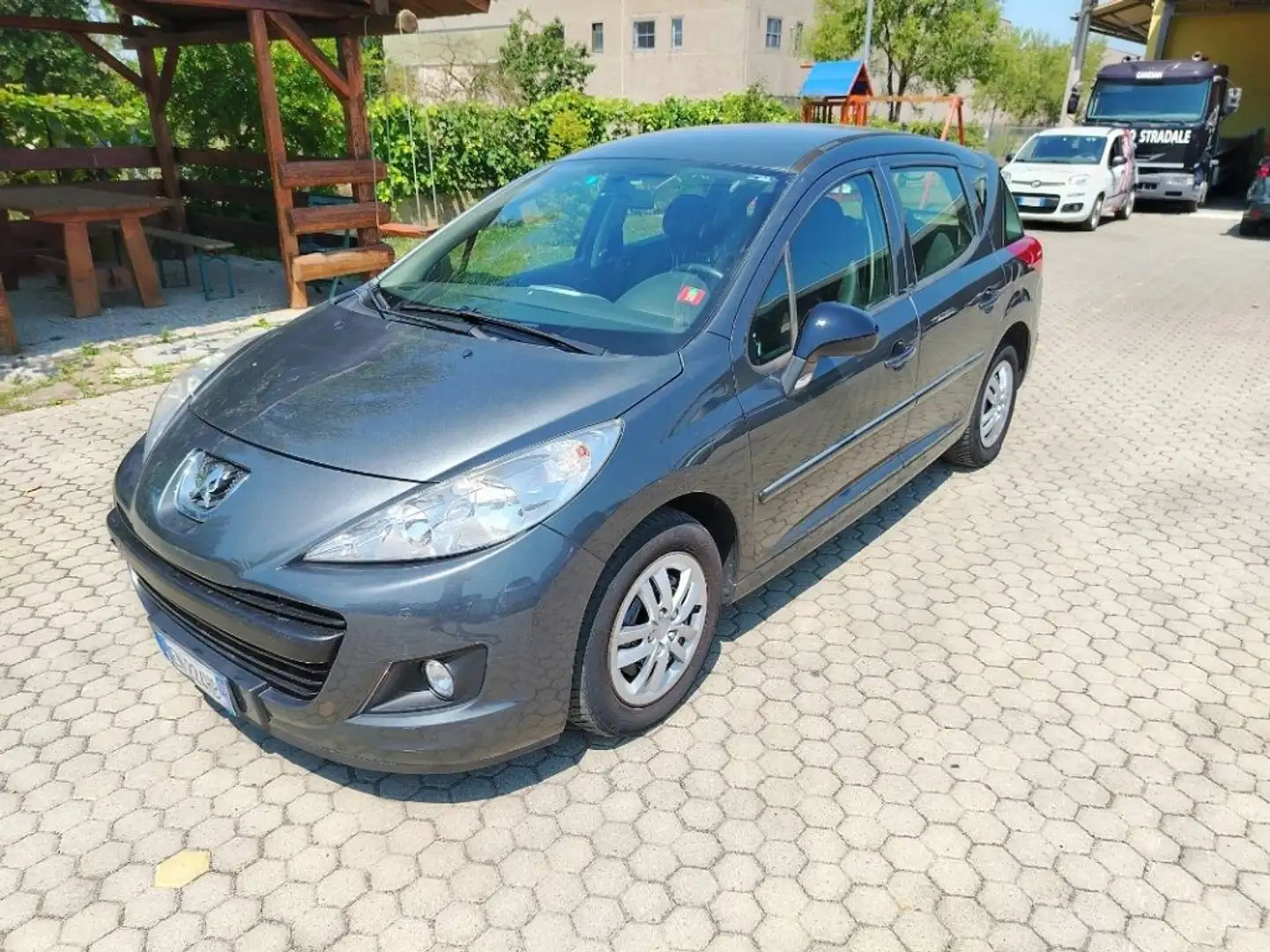 Peugeot 207 207 SW 1.4 8v Energie eco-Gpl 75cv Argent - 1