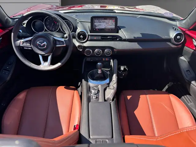 Mazda MX-5 view 10