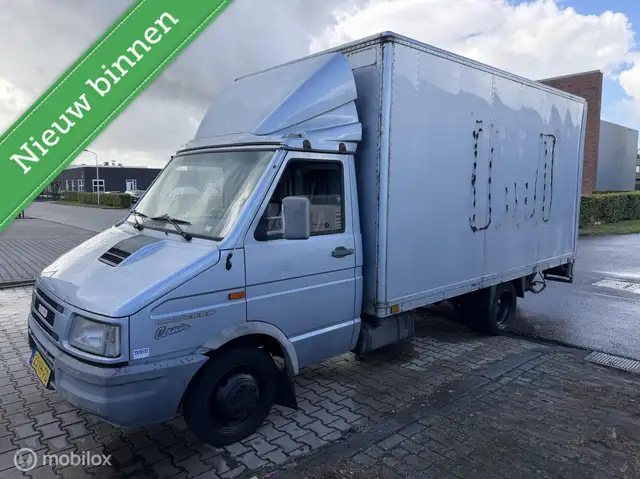 Iveco Daily 35.10S-360 Paravan NIEUWE APK