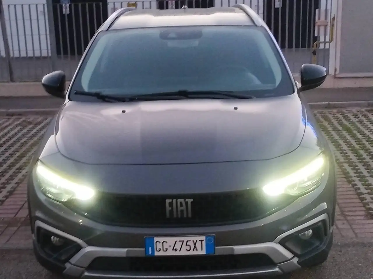 Fiat Tipo Tipo 5 porte Cross II 2021 5p 1.3 mjt Cross s — photo 1 of 5