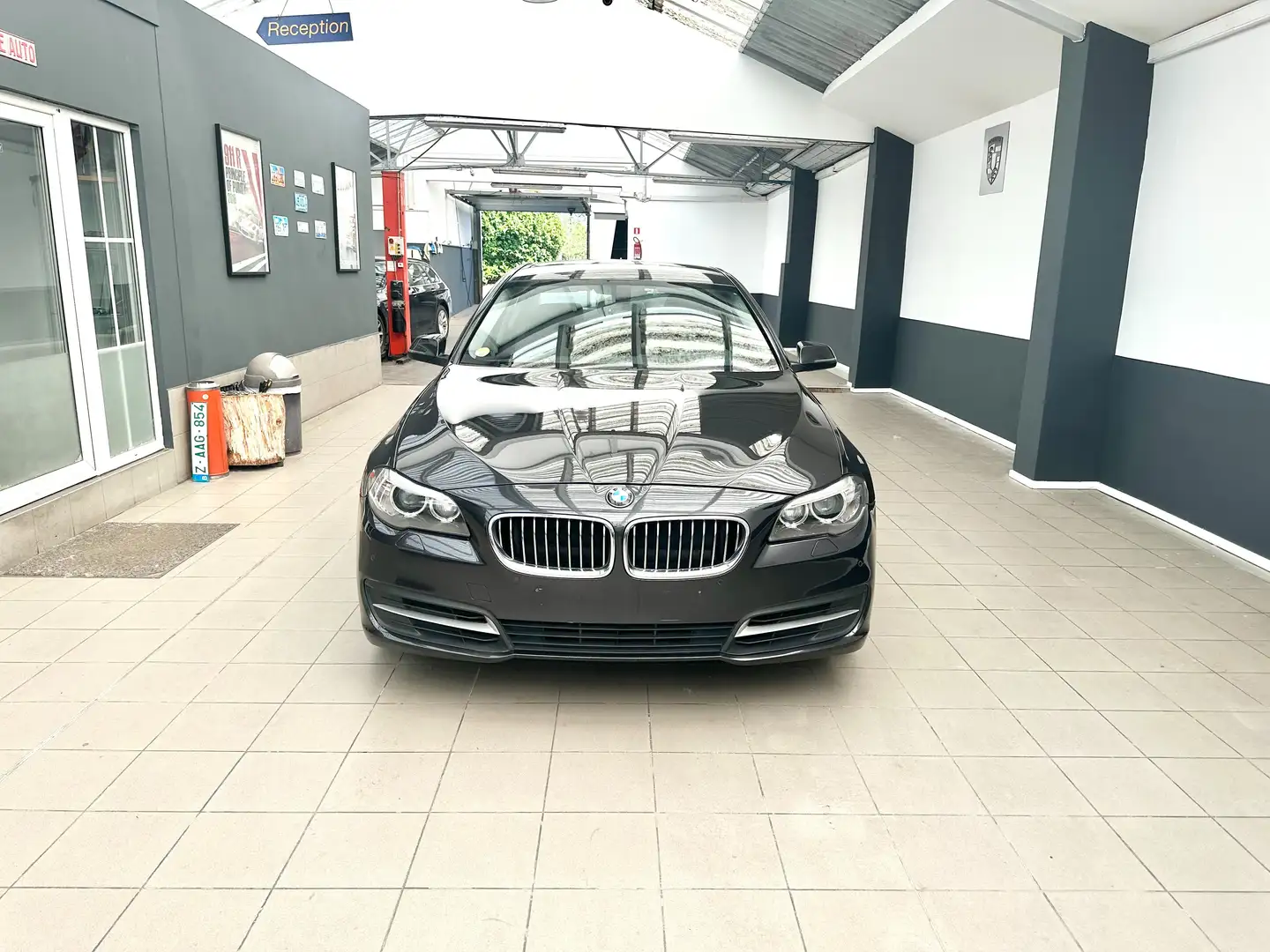 BMW 530 dA Berline "294.000Km" Carnet BMW F.Lift Euro 6b Grijs - 1